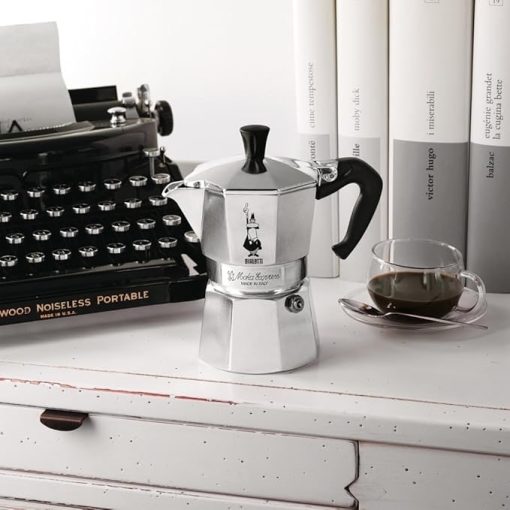 Bialetti Moka Express Iconic Stovetop Espresso Maker, Moka Pot 12 Cup, Aluminium - Image 3